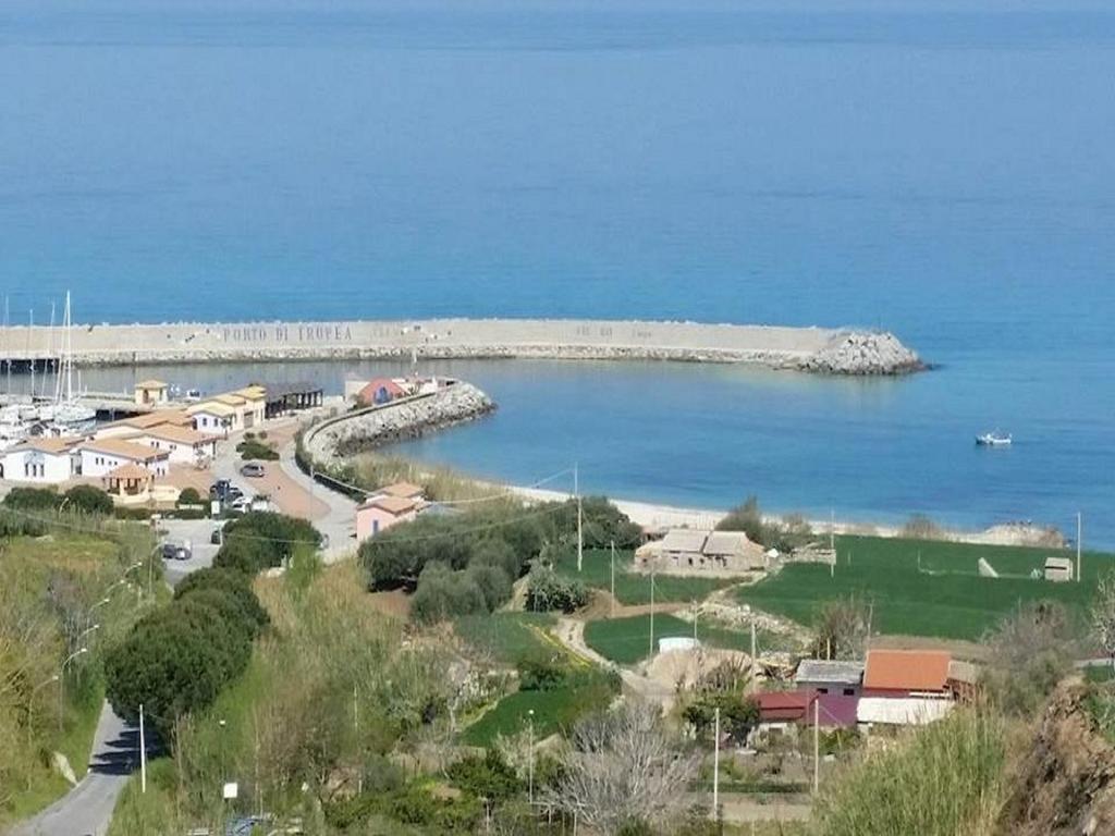 Casolare Al Porto Hotel Tropea Exterior foto